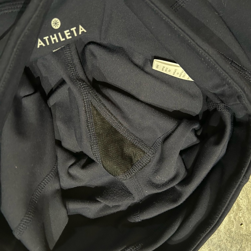 ATHLETA BUTTER SOFT SALUTATION 7/8 MIXED BEACH PRINTS NAVY MESH BOTTOMS - Picture 11 of 14